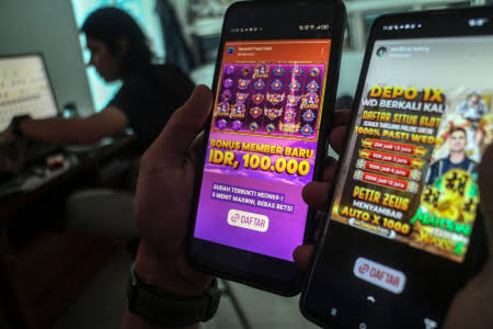 Koleksi game slot terlengkap dan terpopuler kini menjadi daya tarik utama bagi para penggemar judi online. Dengan berbagai tema yang menarik,